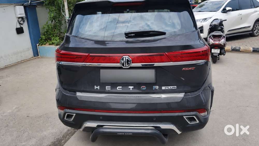 Mg Hector Plus Petrol 2024 - Top End