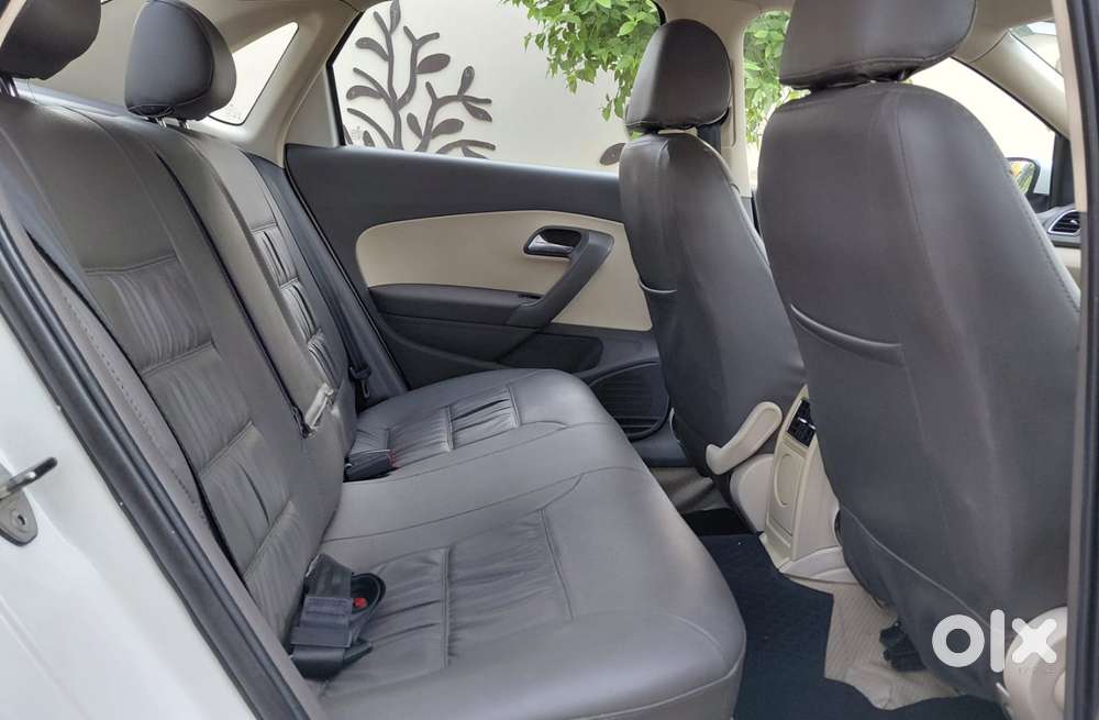 Volkswagen Vento Petrol Highline, 2011, Petrol
