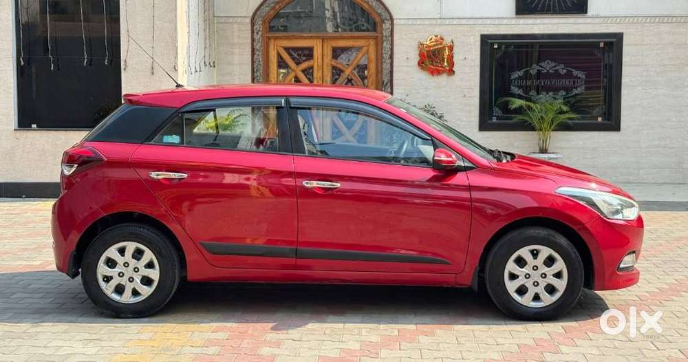 Hyundai I20 Sportz 1.4 Crdi 6 Speed Bs-iv, 2015, Diesel