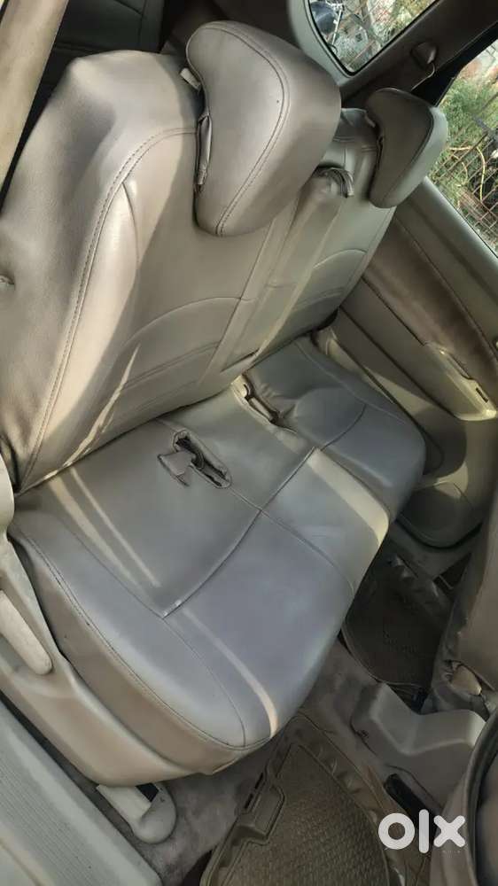 Maruti Suzuki Ertiga 2013