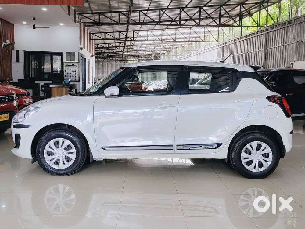 Maruti Suzuki Swift Vxi Ags, 2023, Petrol