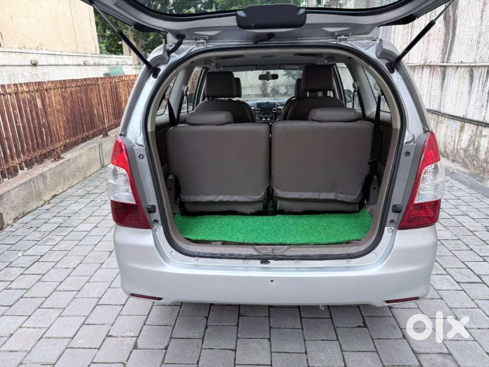 Toyota Innova 2.5 Gx 7 Str Bs-iii, 2016