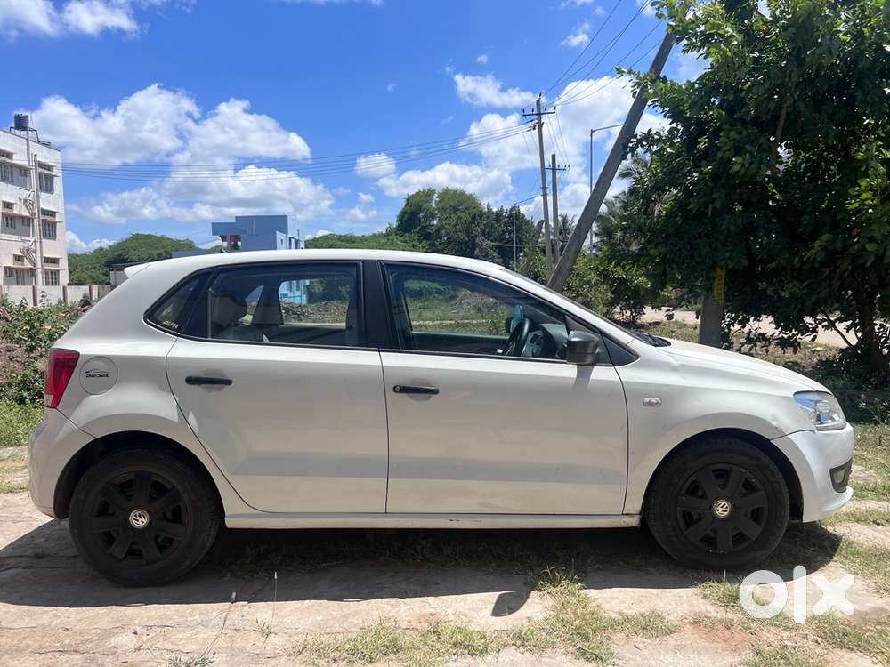 Volkswagen Polo Diesel Manual 2011