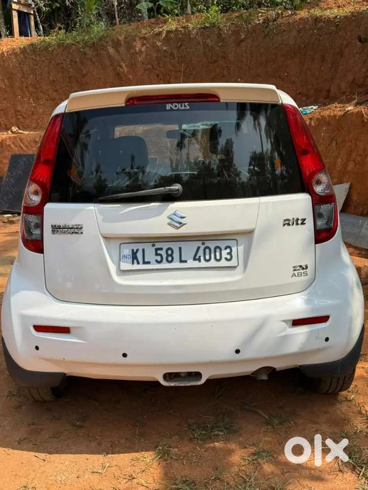 Maruti Suzuki Ritz 2013 Petrol 145000 Km Driven