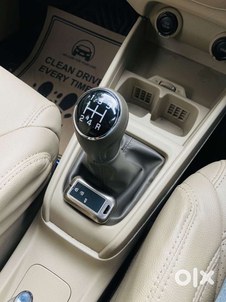Maruti Suzuki Ertiga 1.5 Zxi, 2025, Cng & Hybrids