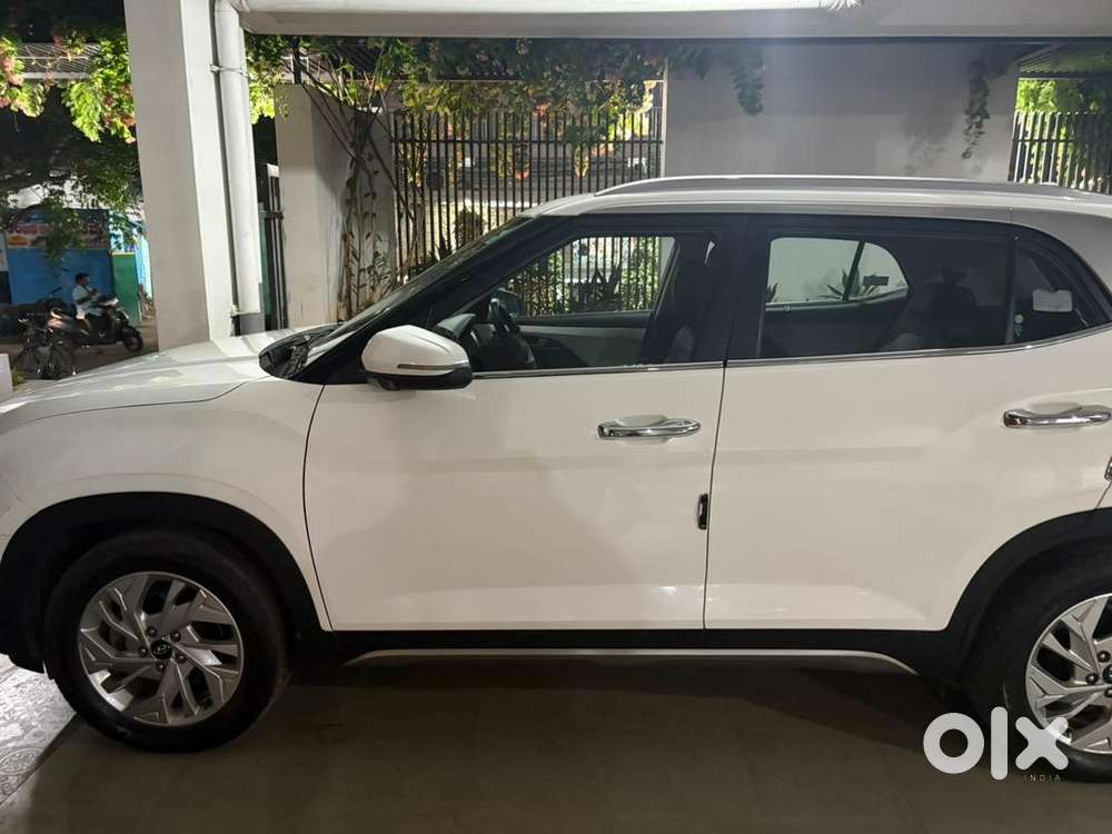 Hyundai Creta Sx 1.5 Diesel - Complete Showroom Maintainence