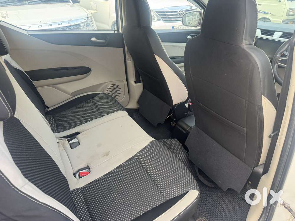 Renault Triber Rxz, 2021, Petrol