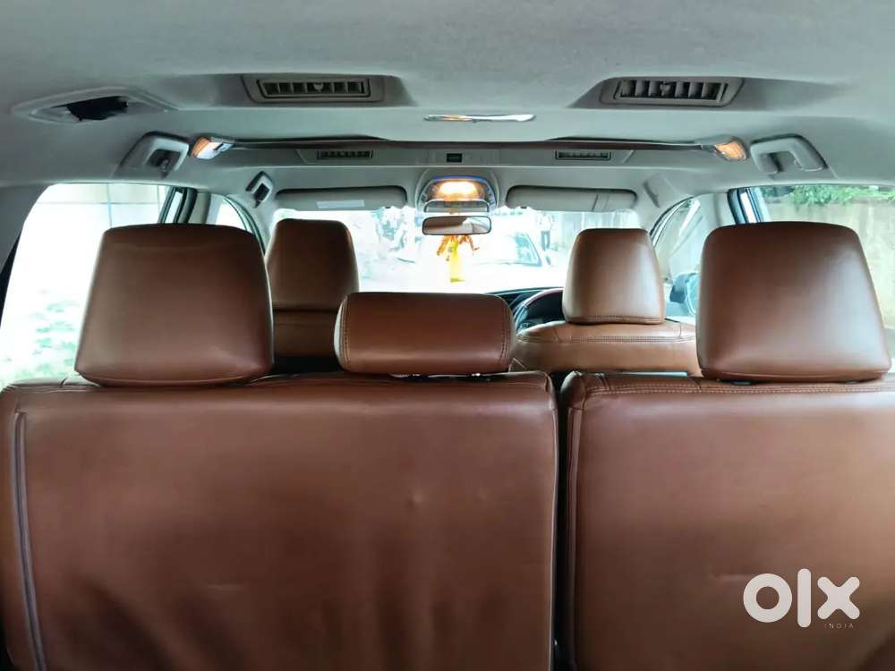 Toyota Innova Crysta 2017 Mt 2.4 Vx