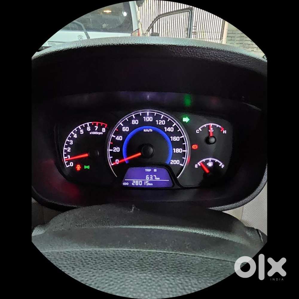 Hyundai Grand I10 2015 Petrol Well Maintained