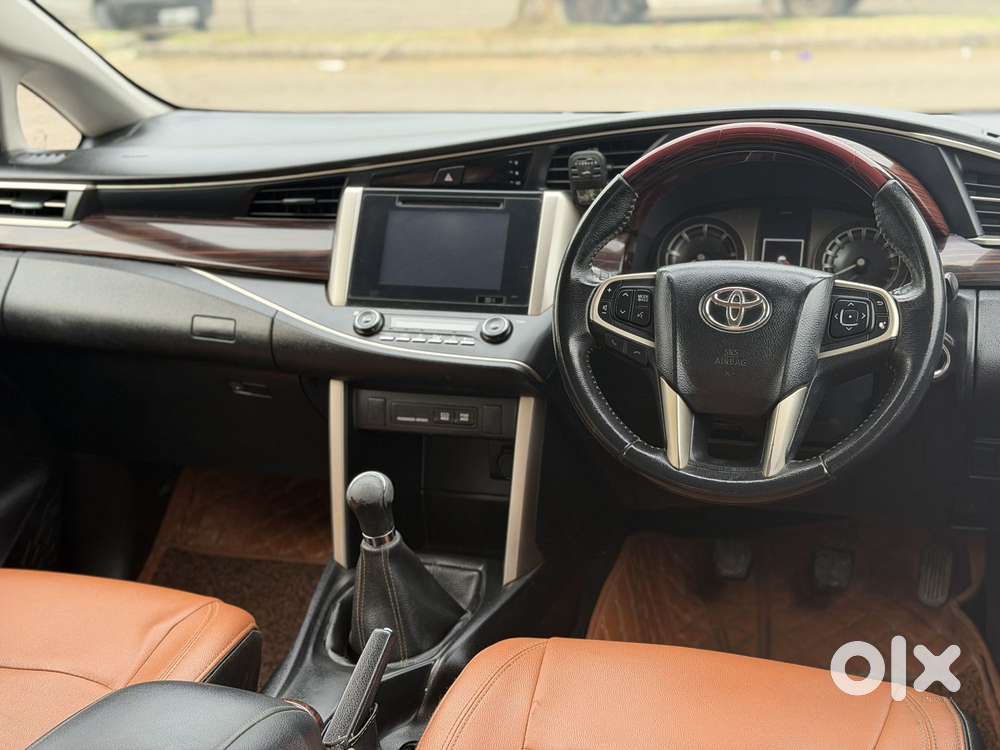 Toyota Innova Crysta 2.4 V 7 Str, 2018, Diesel