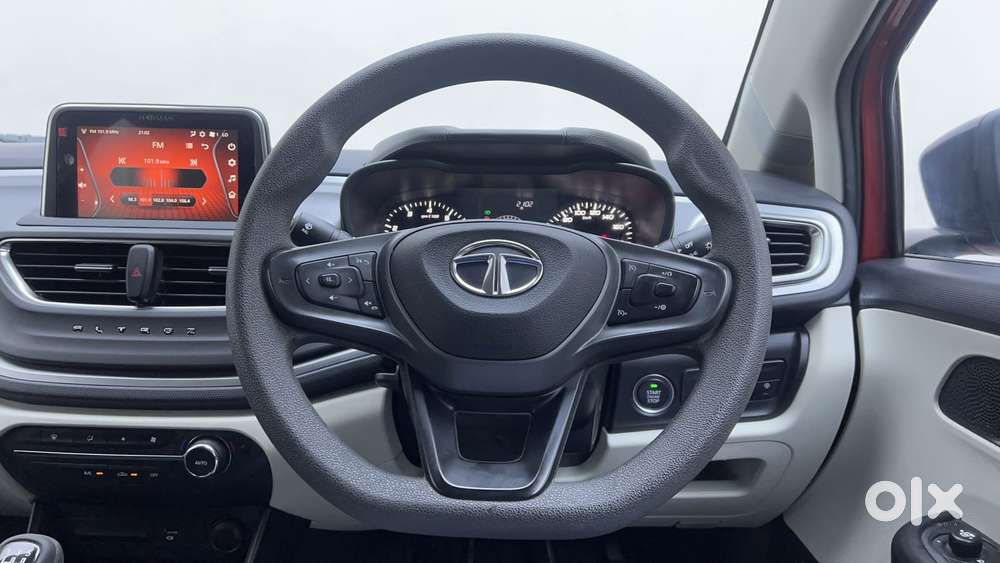 Tata Altroz 1.2 Xt, 2022, Petrol