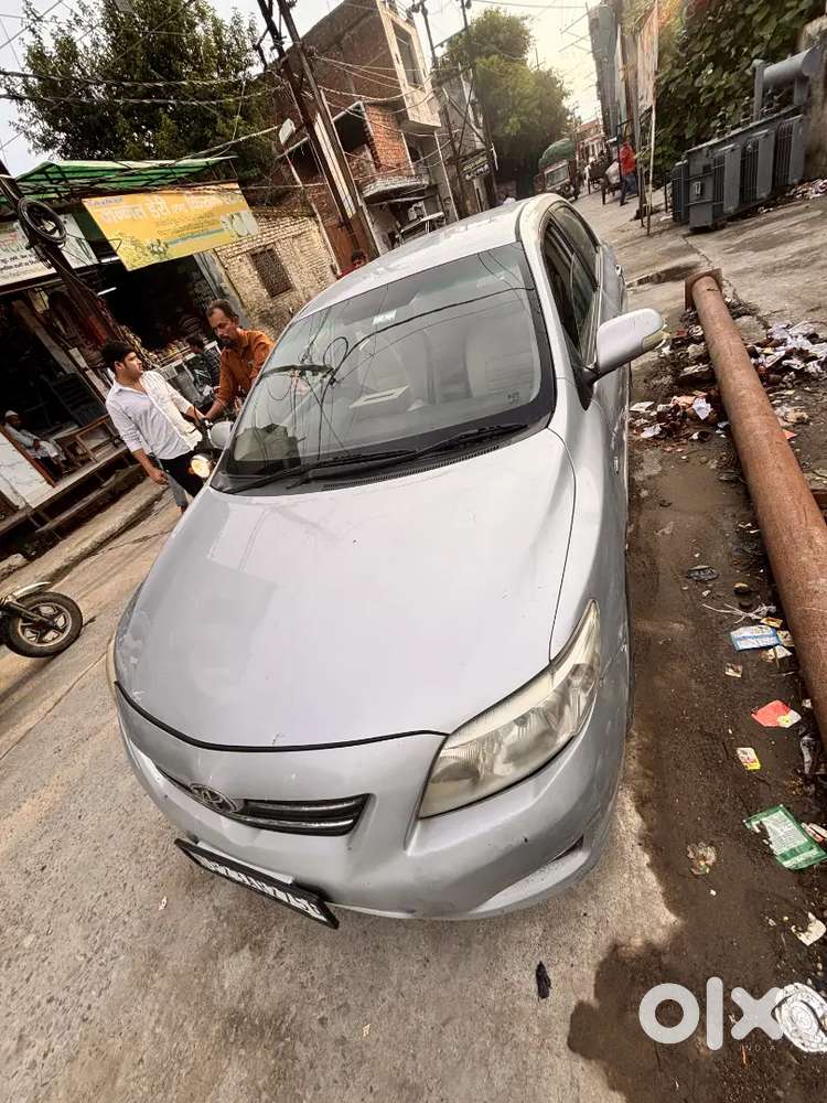 Toyota Corolla Altis 2011 Manual Petrol