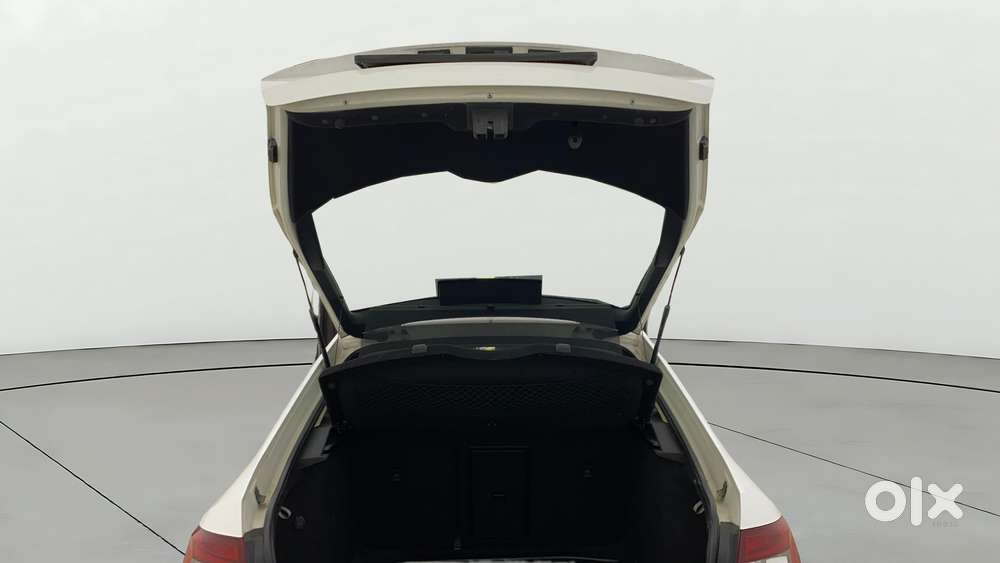 Skoda Octavia 1.8 Tsi At L K, 2018, Petrol