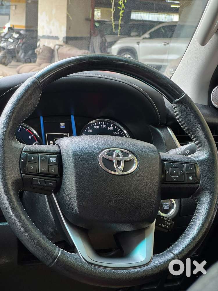 Toyota Fortuner Leader Edition (at), 2025, Diesel