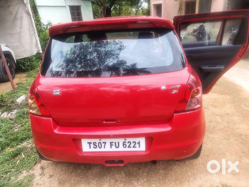 Maruti Suzuki Swift Vxi Abs Bsiv, 2010, Petrol