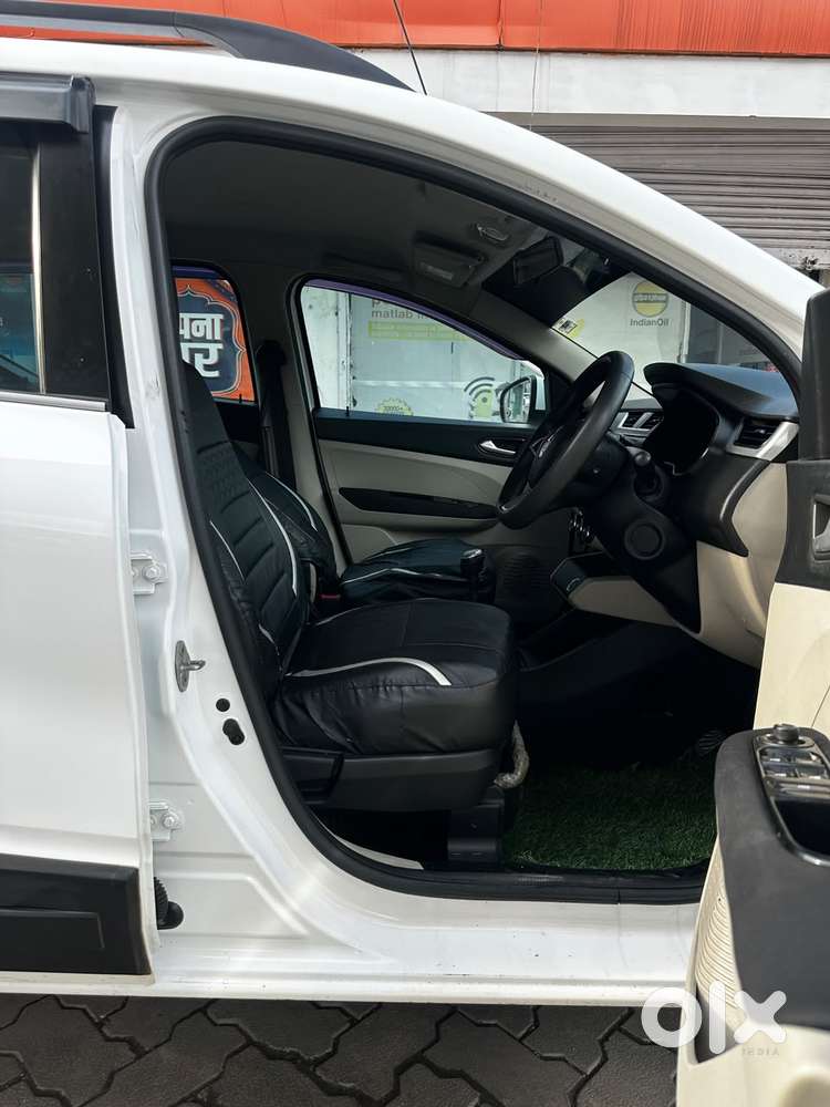 Renault Triber Rxz, 2020, Petrol