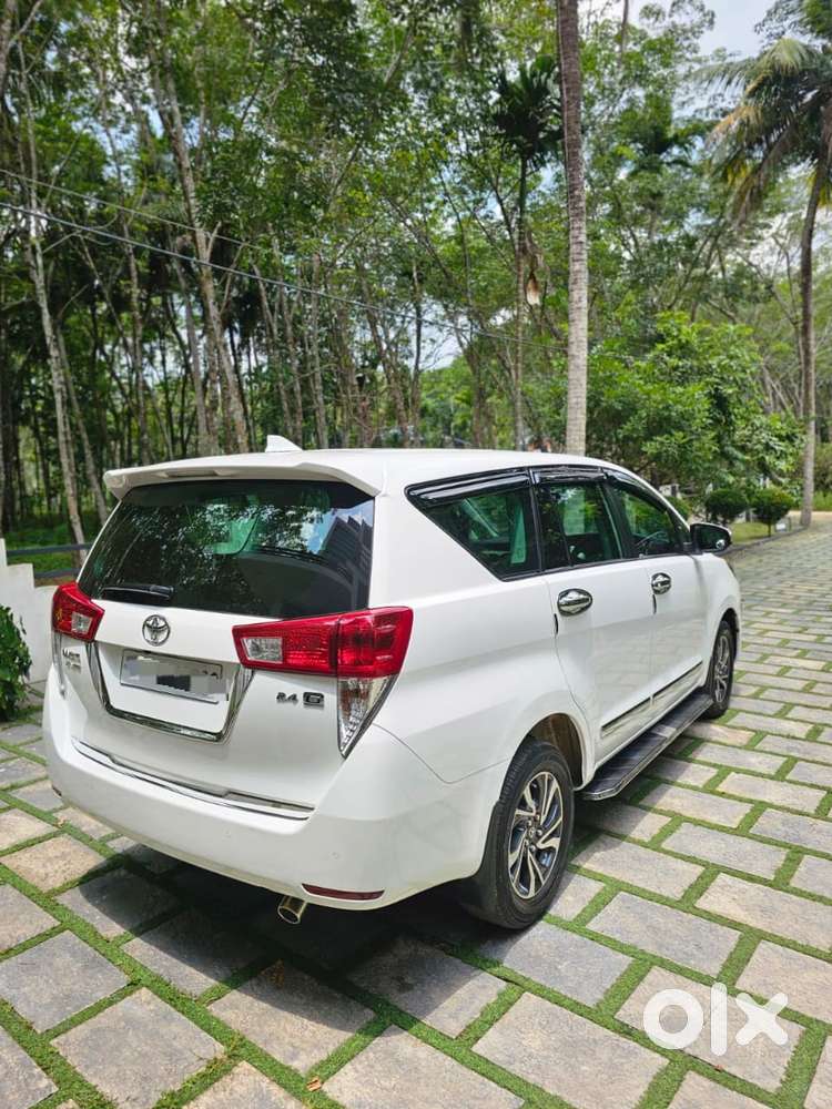 Toyota Innova Crysta 2.4 Gx Limited Edition 7 Str, 2022, Diesel