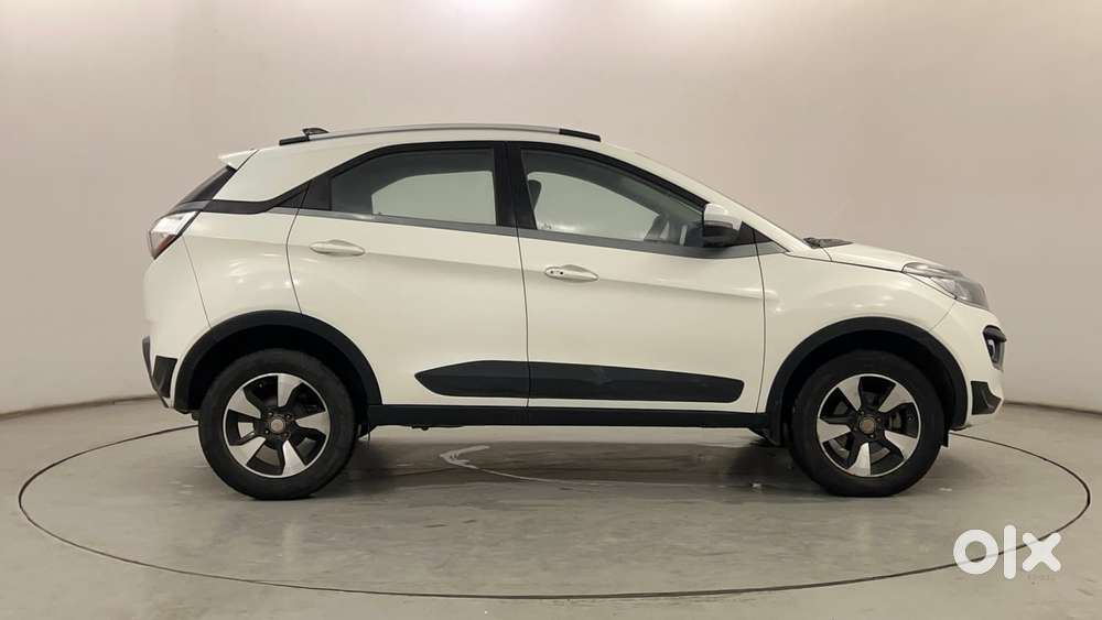 Tata Nexon 1.2 Revotron Xza Plus (l), 2019, Petrol