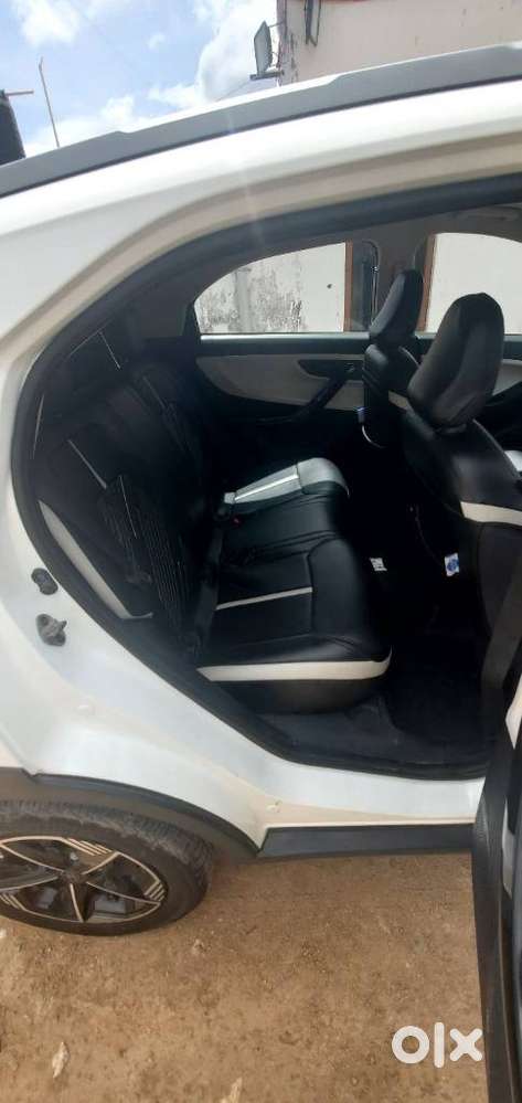 Tata Nexon Pure 1.2 S Revotron Petrol 6 Mt, 2023, Petrol