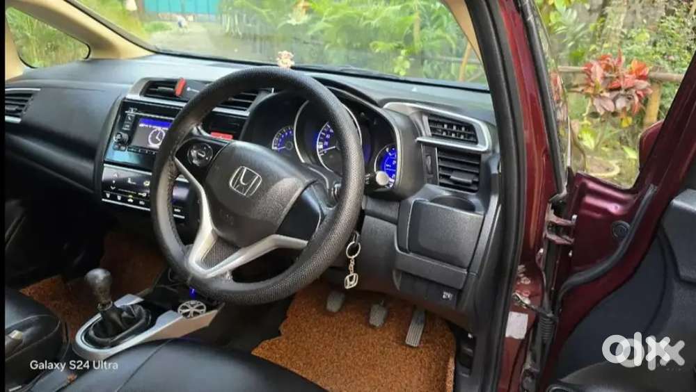 Honda Jazz Petrol 2015 In Top Condition
