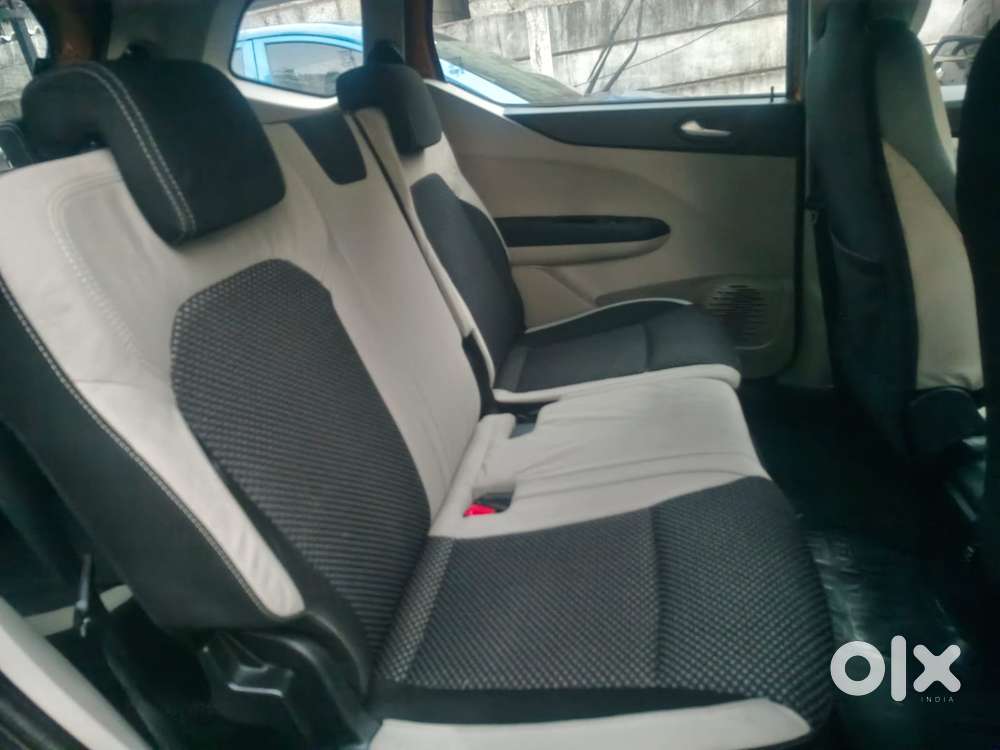 Renault Triber Rxz, 2019, Petrol