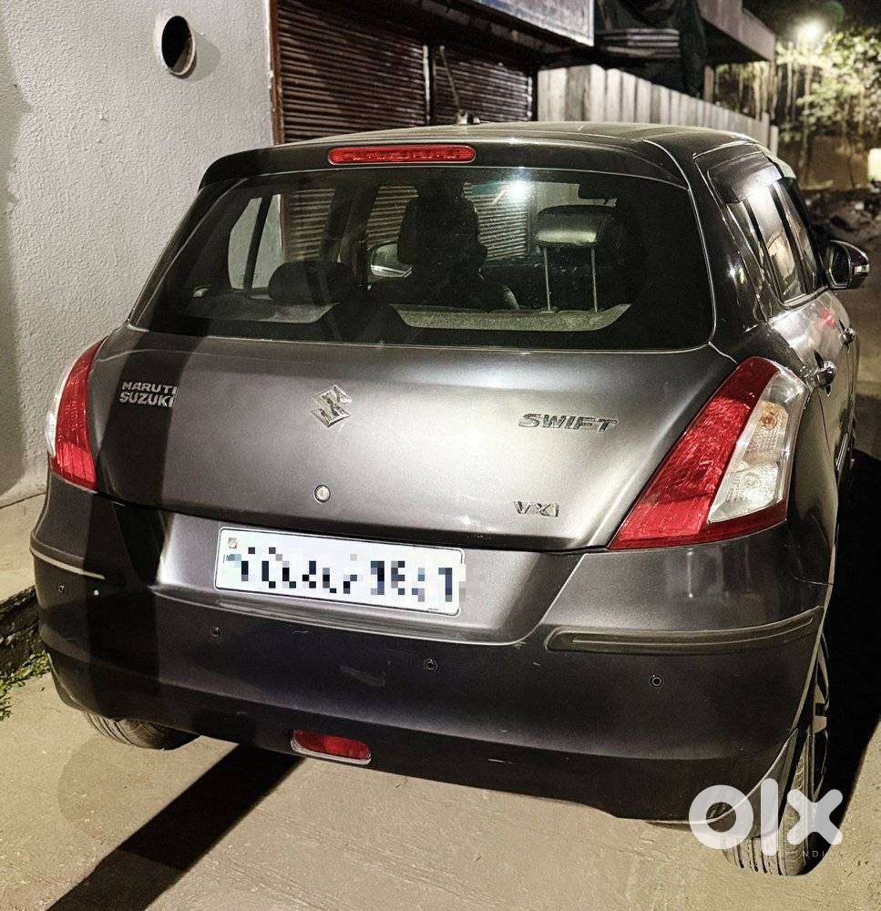 Maruti Suzuki Swift Vxi Abs Bsiv, 2016, Petrol