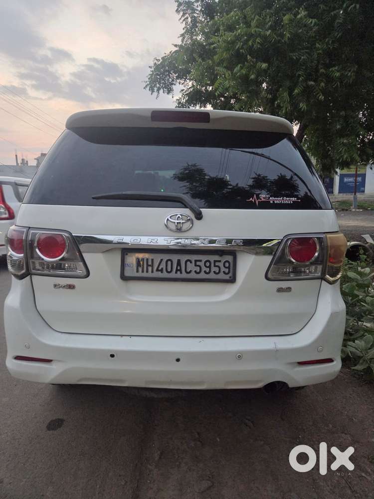 Toyota Fortuner 4x2 Manual, 2014, Diesel
