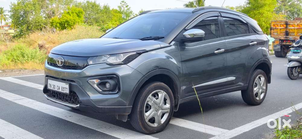 Tata Nexon 1.5 Revotorq Xm (s), 2022, Diesel