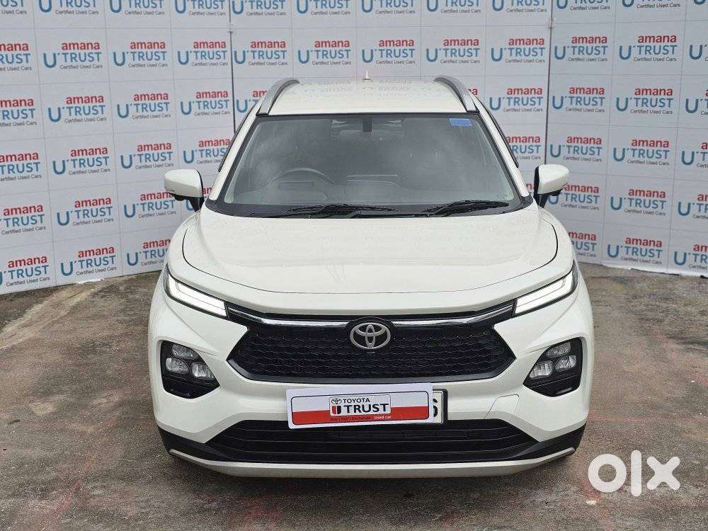 Toyota Urban Cruiser Taisor V 1.0 Petrol At, 2024