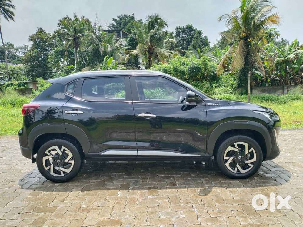 Nissan Magnite 1.0 Xv, 2023, Petrol