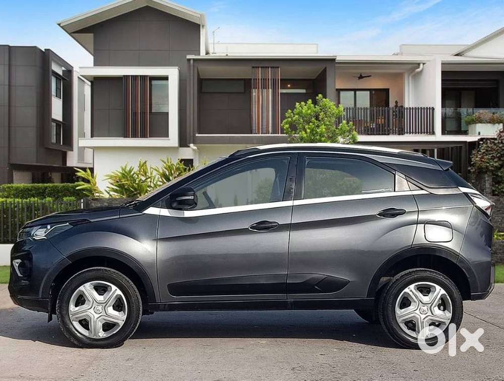 Tata Nexon 1.2 Revotron Xma Amt (s), 2023, Petrol