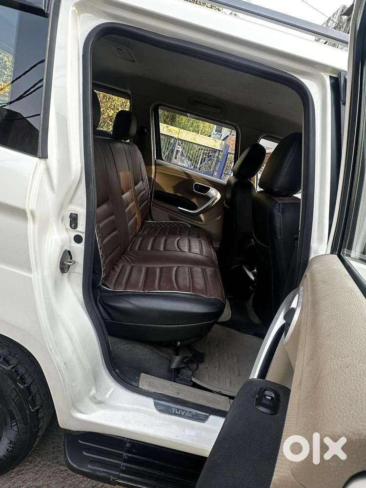 Mahindra Tuv 300 T10 Opt, 2018, Diesel