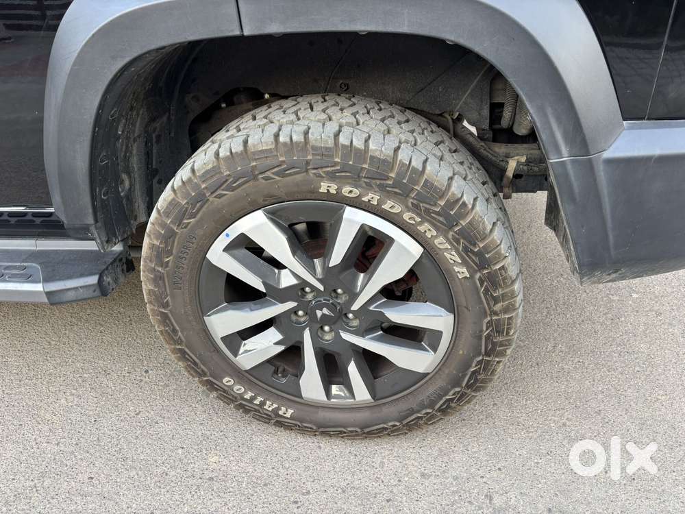 Mahindra Thar Roxx Ax7l Rwd Diesel At, 2025, Diesel