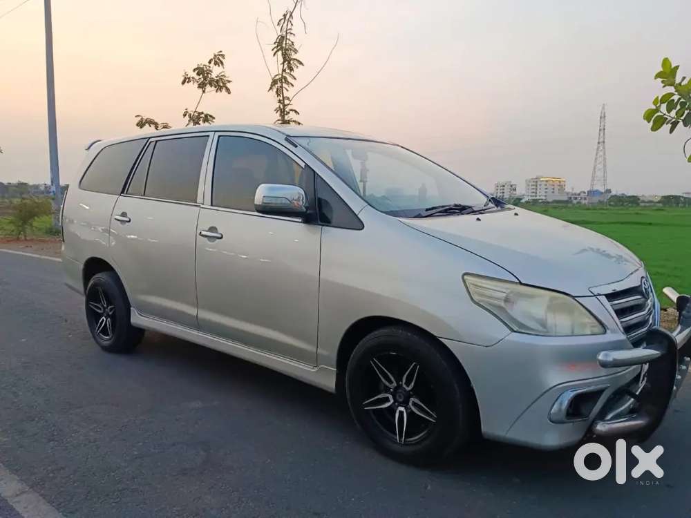 Toyota Innova 2008 Diesel 292000 Km Driven