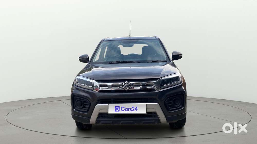Maruti Suzuki Brezza 1.5 Zxi Smart Hybrid, 2022, Petrol