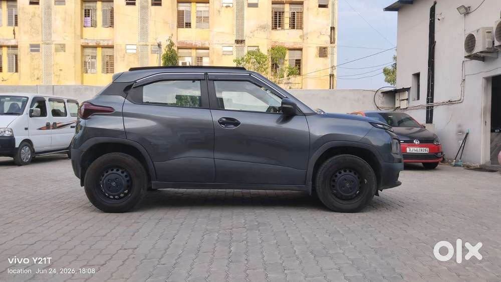 Tata Punch Pure, 2022, Petrol