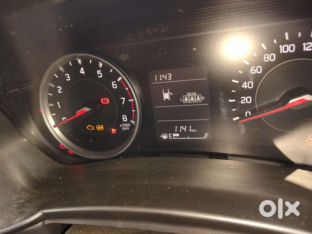 Swift 1.2 Lxi Petrol 2015 Maruti Suzuki