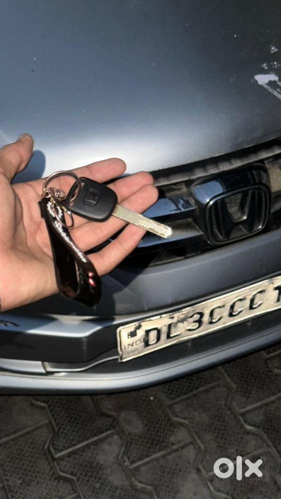Honda Amaze 2013 Petrol 100000 Km Driven