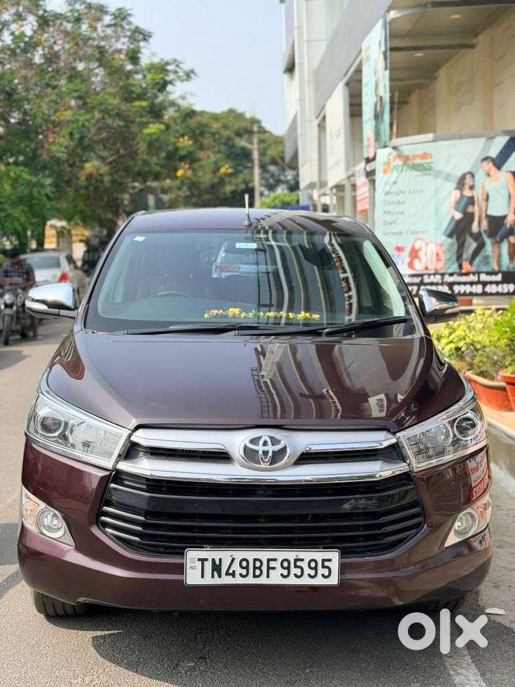 Toyota Innova Crysta 2.8z Automatic, 2016, Diesel