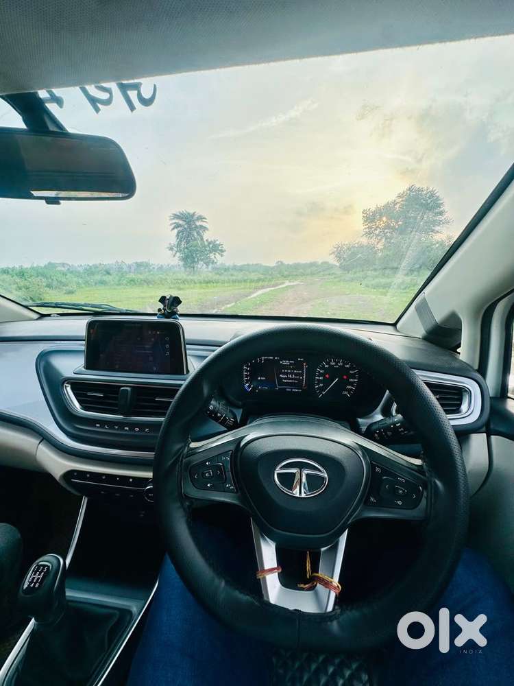 Tata Altroz 1.2 Xz (o), 2021, Petrol