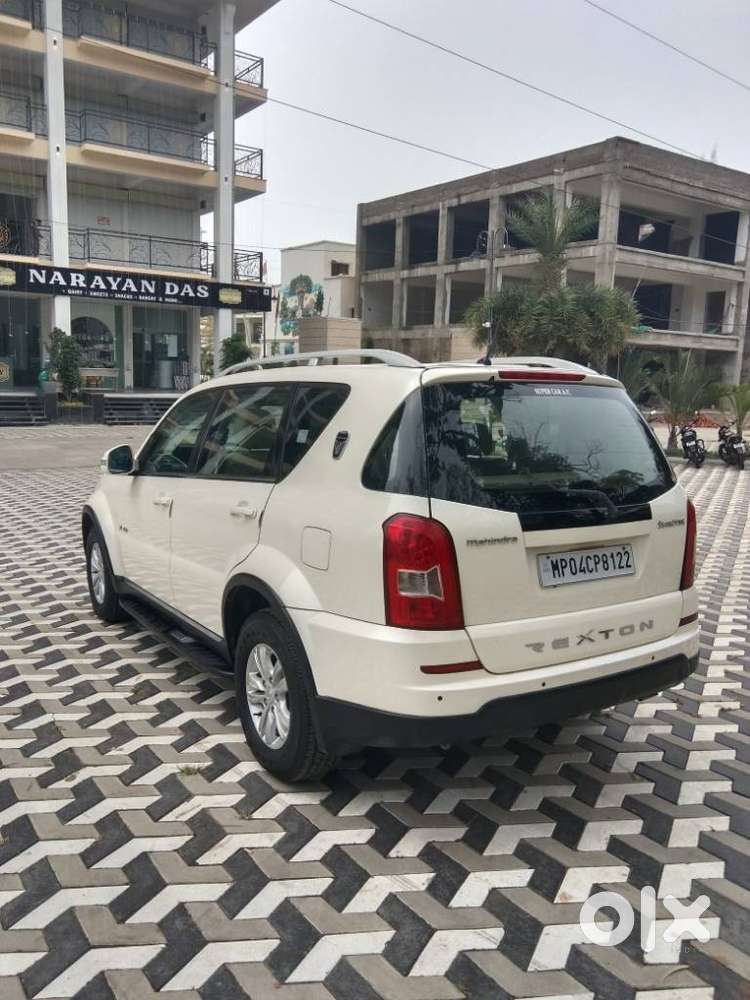 Mahindra Ssangyong Rexton Rx7, 2015, Diesel