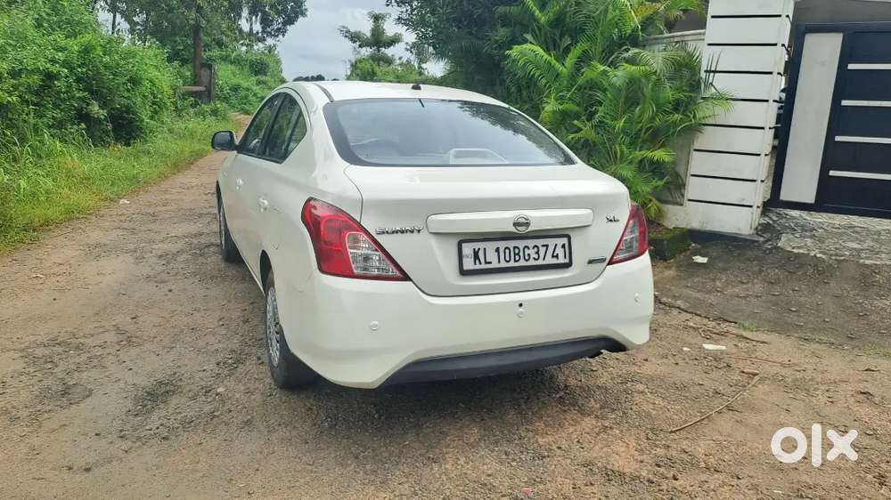 Nissan Sunny 2017 Diesel 103000 Km Driven