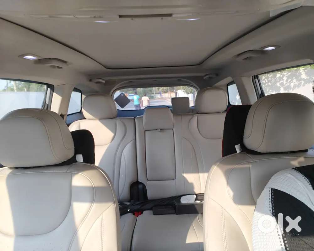 Xuv 700 Ax7l Diesel Manual Single Owner