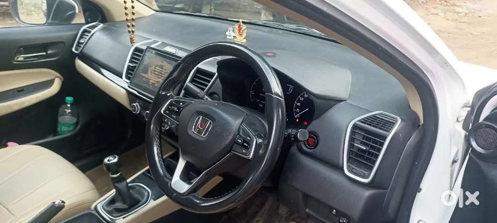 Honda City Vx Petrol 2025
