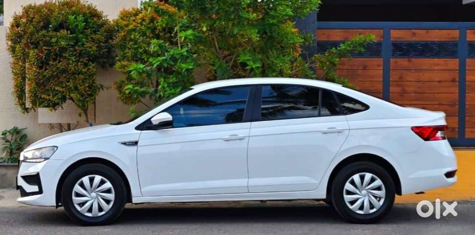 Skoda Slavia Active 1.0l Tsi Mt, 2023, Petrol
