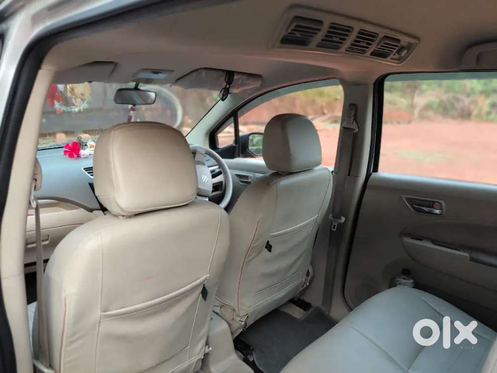 Maruti Suzuki Ertiga Vxi Bs4