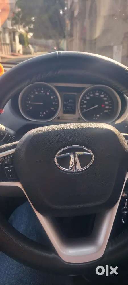 Tata Tiago Revotron 2017