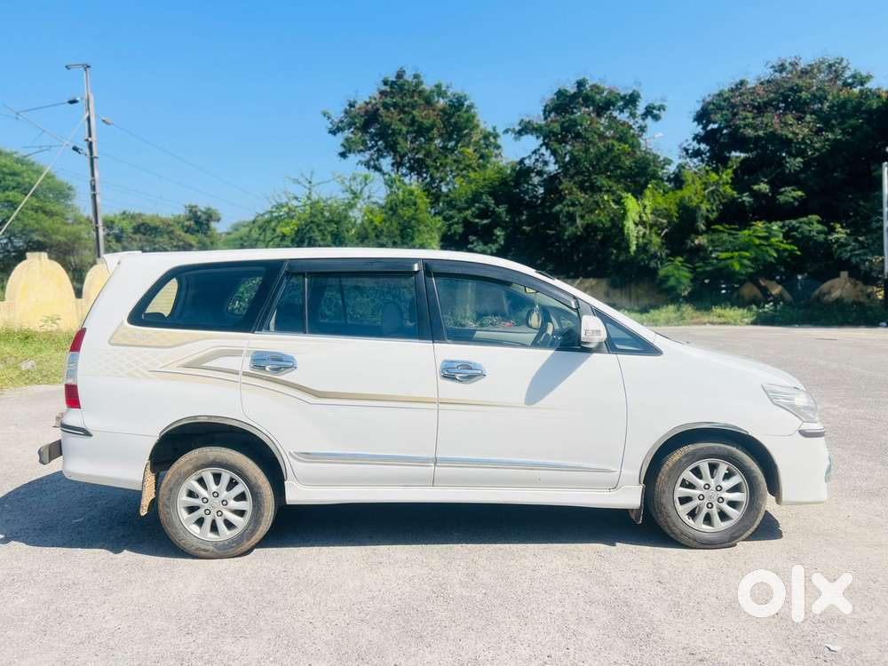 Toyota Innova 2.5 Z Diesel 7 Seater, 2013, Diesel