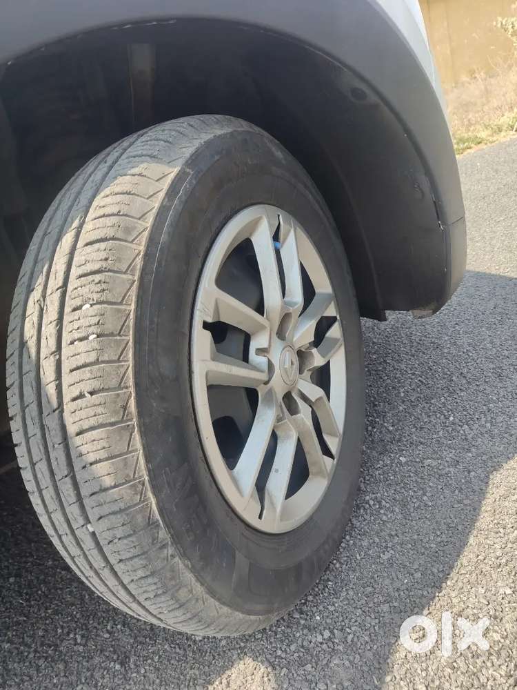 Renault Triber Rxt-7seater