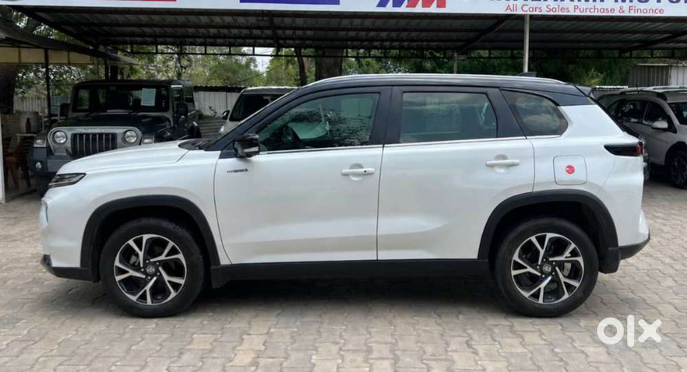 Toyota Urban Cruiser Hyryder 1.5 V Hybrid, 2023, Petrol